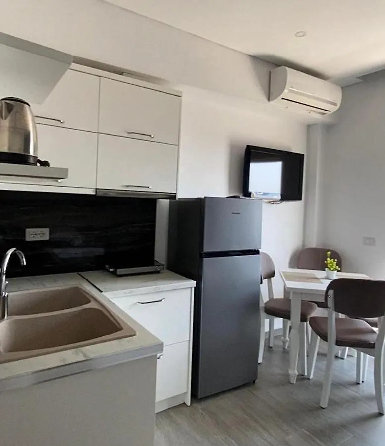 Edina By Hp Hotel Sarandë