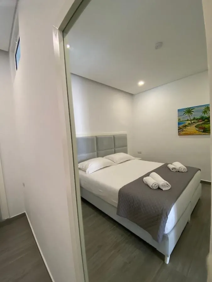 Edina By Hp Hotel Sarandë