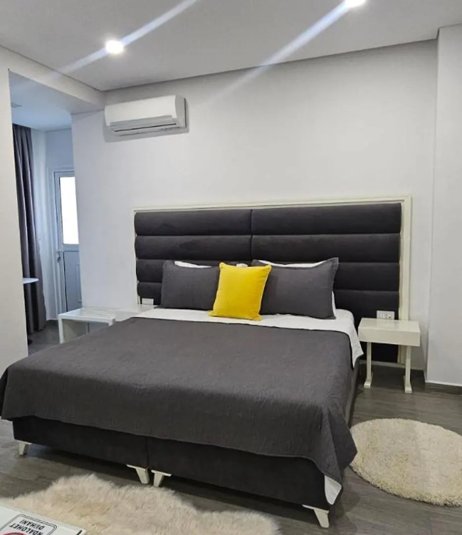 Edina By Hp Hotel Sarandë